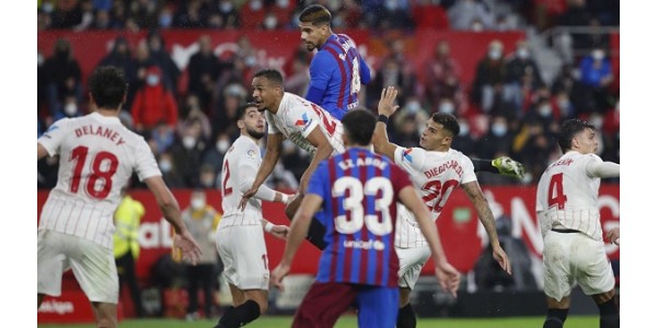 Barcelona se susreće sa Sevillom s 10 igrača, ali teško je pobijediti Barcelona se susreće sa Sevillom s 10 igrača, ali teško je pobijediti